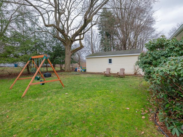 925 Westfall Avenue, Kalamazoo City, MI 49006