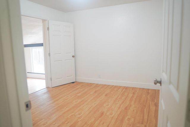 5650 Velma Way, Sacramento, CA 95824