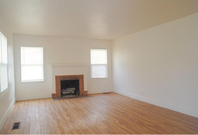 5650 Velma Way, Sacramento, CA 95824