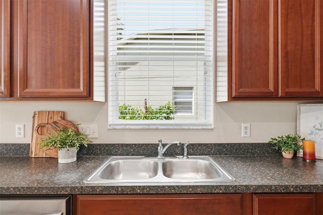 424 MISTY OAKS LANE, Eustis, FL 32736