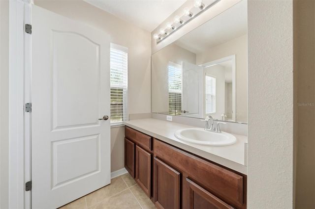 424 MISTY OAKS LANE, Eustis, FL 32736