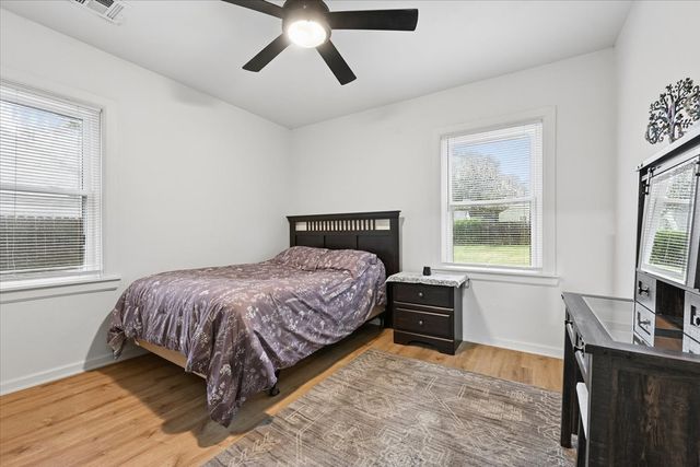 1424 S Erie Avenue, Tulsa, OK 74112