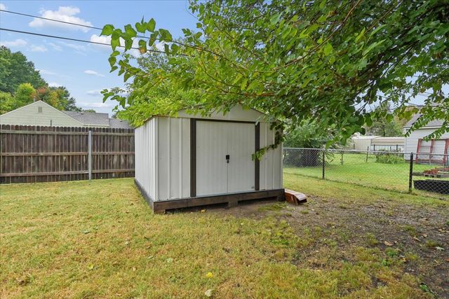 1424 S Erie Avenue, Tulsa, OK 74112