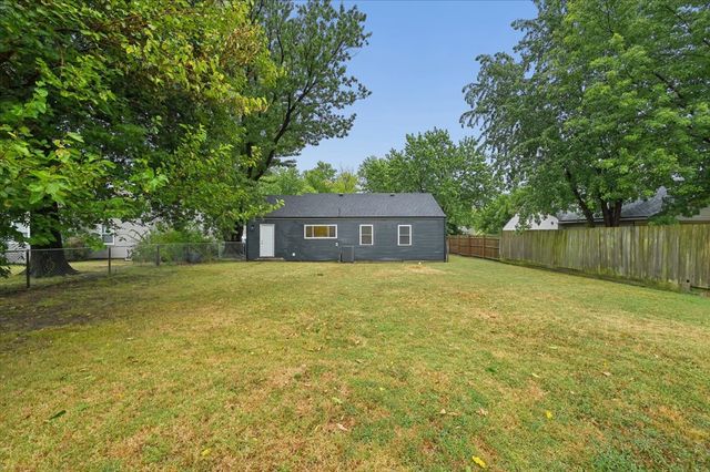 1424 S Erie Avenue, Tulsa, OK 74112