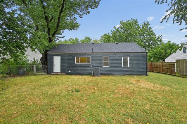 1424 S Erie Avenue, Tulsa, OK 74112
