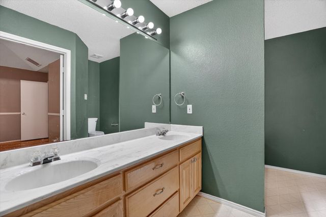 549 Dylan Court, Azle, TX 76020