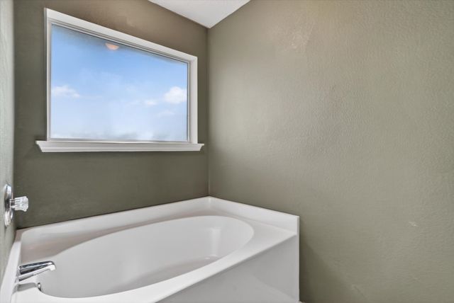 549 Dylan Court, Azle, TX 76020