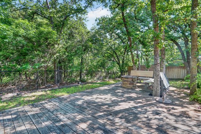 549 Dylan Court, Azle, TX 76020