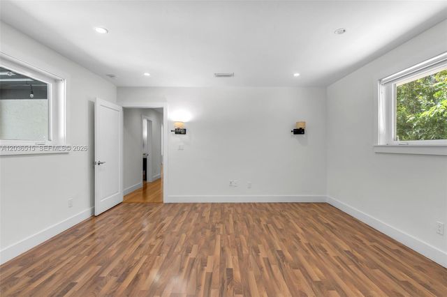 7711 SW 47th Avenue, Coral Gables, FL 33143