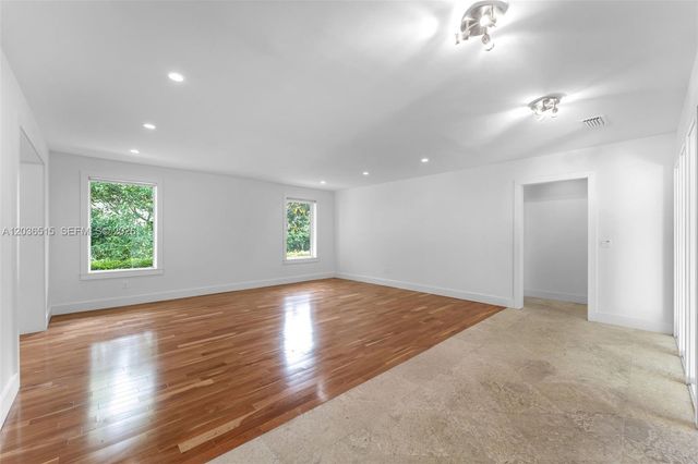 7711 SW 47th Avenue, Coral Gables, FL 33143