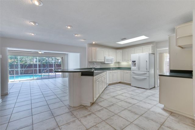731 LINDENWOOD CIRCLE E, Ormond Beach, FL 32174