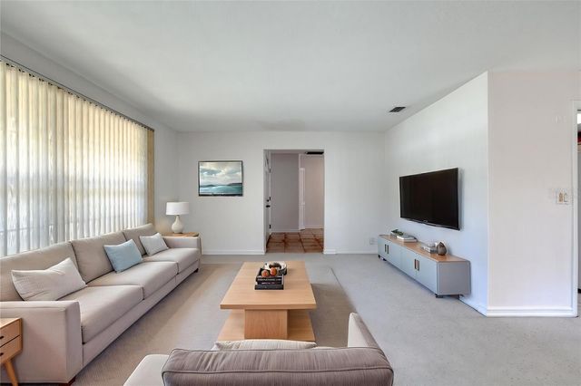 731 LINDENWOOD CIRCLE E, Ormond Beach, FL 32174