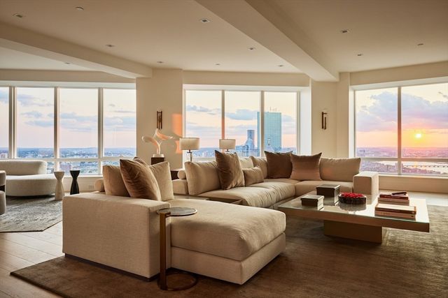 2 Avery PH 3C, Boston, MA 02111