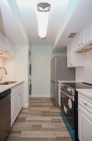 2599 COUNTRYSIDE BOULEVARD 210, Clearwater, FL 33761