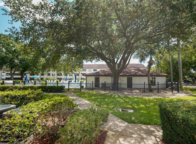 2599 COUNTRYSIDE BOULEVARD 210, Clearwater, FL 33761