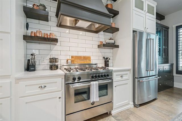 13 Redbud Street, Carlton Landing, OK 74432