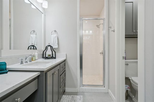 13 Redbud Street, Carlton Landing, OK 74432