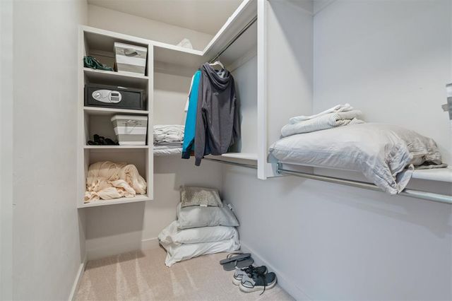 13 Redbud Street, Carlton Landing, OK 74432