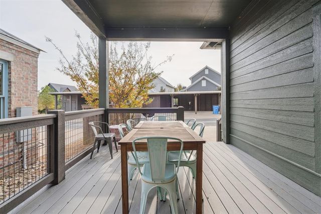 13 Redbud Street, Carlton Landing, OK 74432