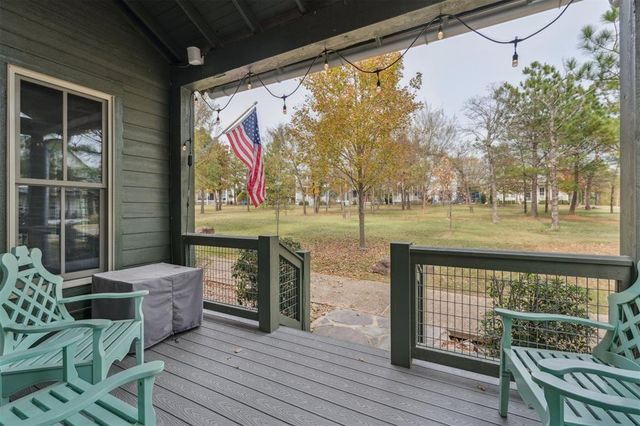 13 Redbud Street, Carlton Landing, OK 74432