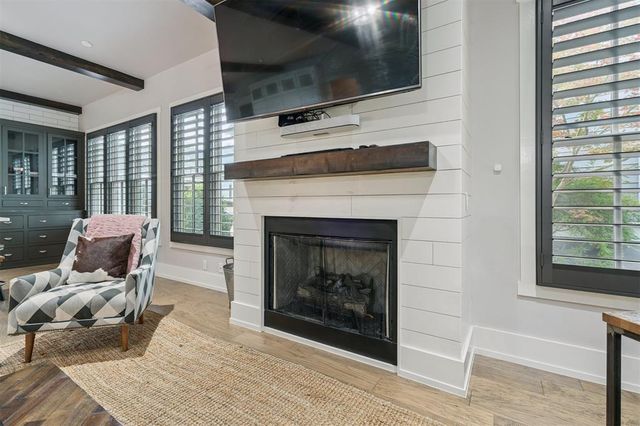 13 Redbud Street, Carlton Landing, OK 74432