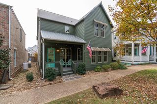 13 Redbud Street, Carlton Landing, OK 74432