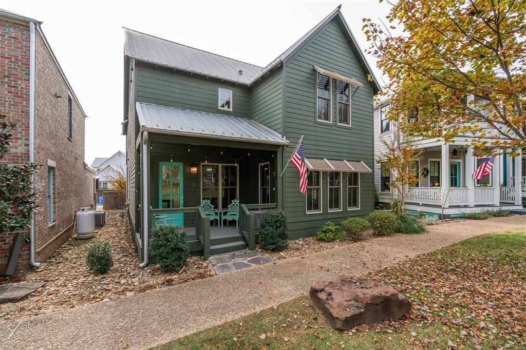 13 Redbud Street, Carlton Landing, OK 74432