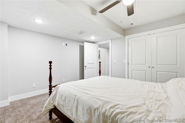 4002 Williams Crossing Way, Jeffersonville, IN 47130