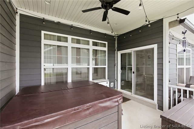 4002 Williams Crossing Way, Jeffersonville, IN 47130