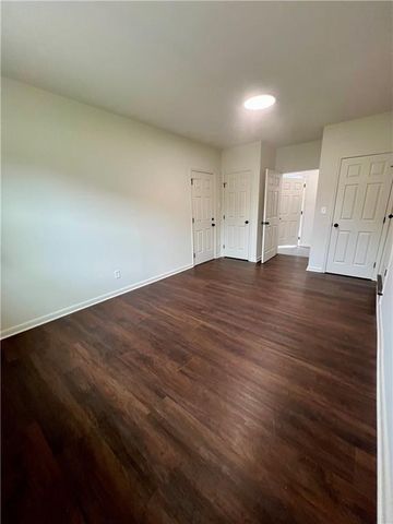 2649 Oak Circle, Ellenwood, GA 30294