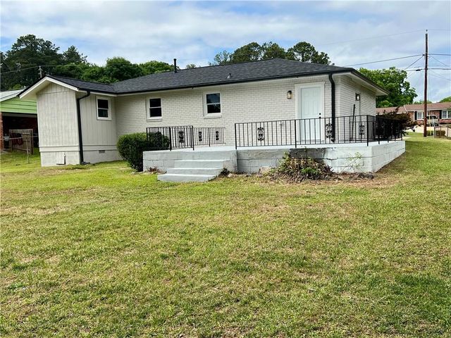 2649 Oak Circle, Ellenwood, GA 30294