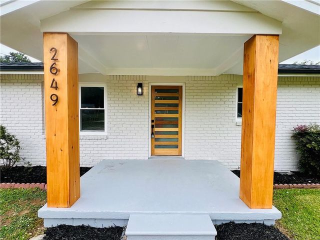 2649 Oak Circle, Ellenwood, GA 30294