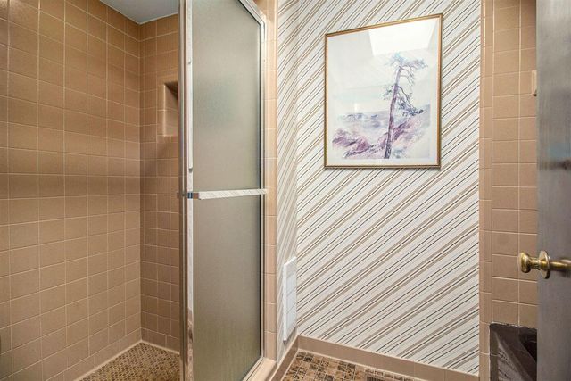 2827 Fairway Drive, Saline, MI 48176