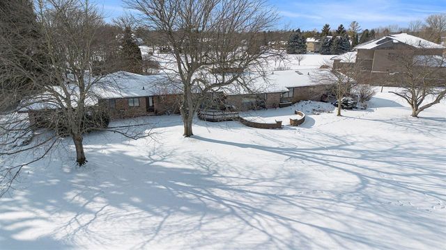 2827 Fairway Drive, Saline, MI 48176