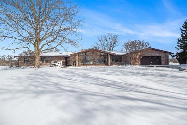 2827 Fairway Drive, Saline, MI 48176