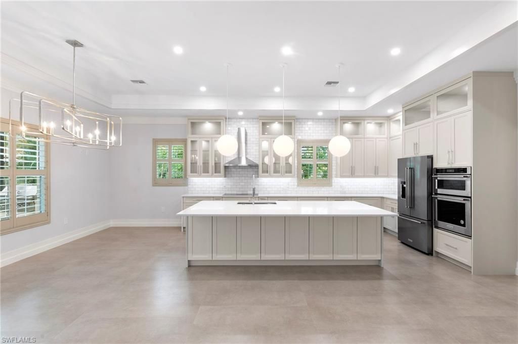 1086 Michigan AVE, NAPLES, FL 34103 — photo 5