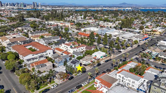 911 9Th St, Coronado, CA 92118