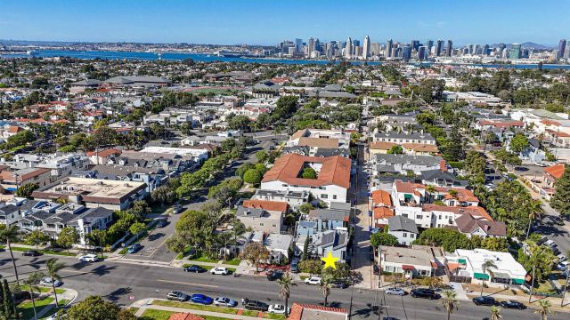 911 9Th St, Coronado, CA 92118