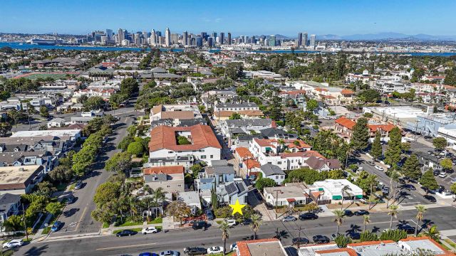 911 9Th St, Coronado, CA 92118