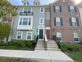 11 Bethel Lane, Schaumburg, IL 60194