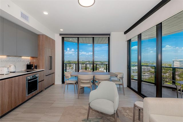 580 72nd St 1112, Miami Beach, FL 33141