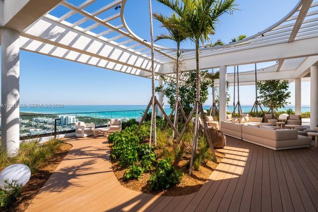 580 72nd St 1112, Miami Beach, FL 33141