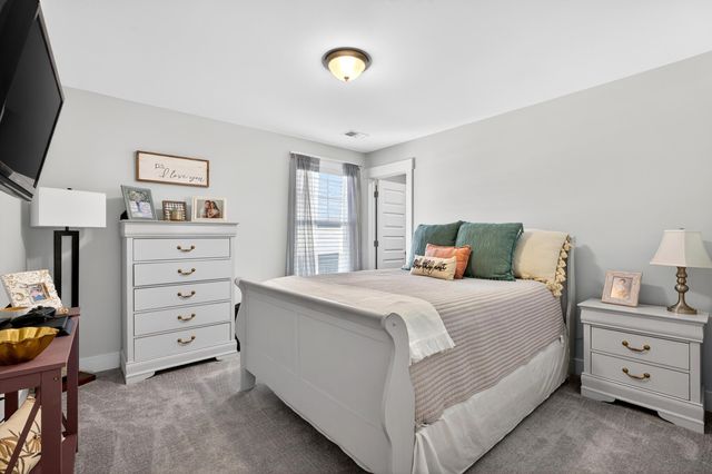 109 Woodcross Drive, Simpsonville, SC 29681