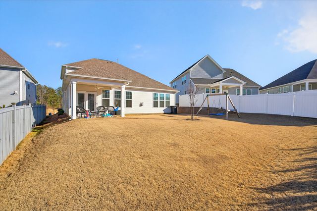 109 Woodcross Drive, Simpsonville, SC 29681