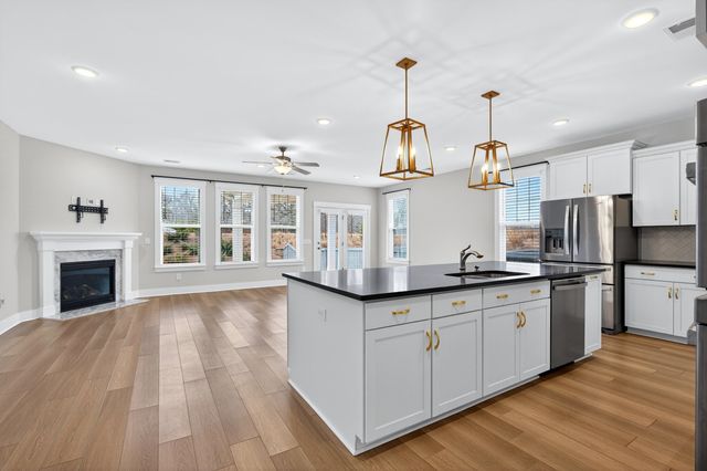 109 Woodcross Drive, Simpsonville, SC 29681