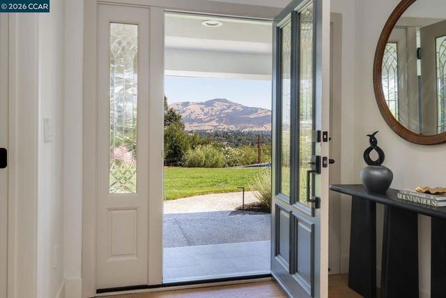 481 Montcrest Pl, Danville, CA 94526