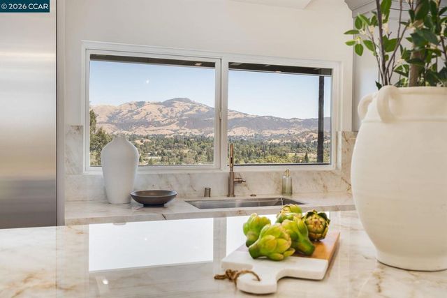 481 Montcrest Pl, Danville, CA 94526