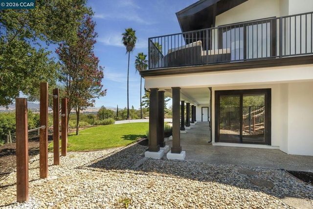 481 Montcrest Pl, Danville, CA 94526