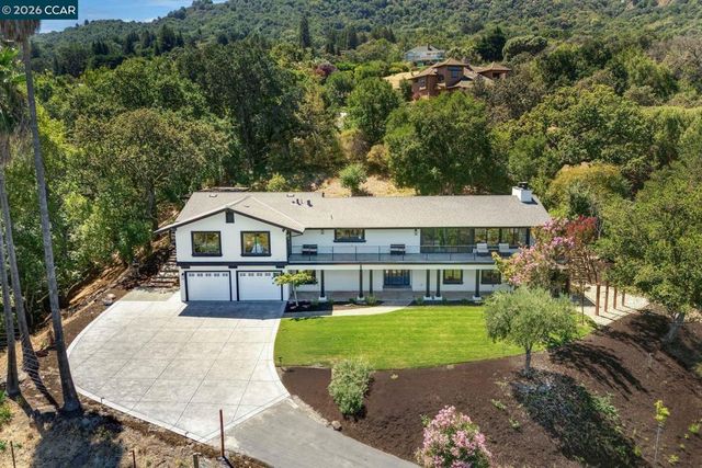 481 Montcrest Pl, Danville, CA 94526