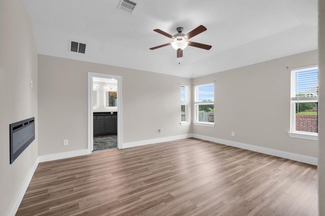 2082 Gadwall Drive, Conroe, TX 77384